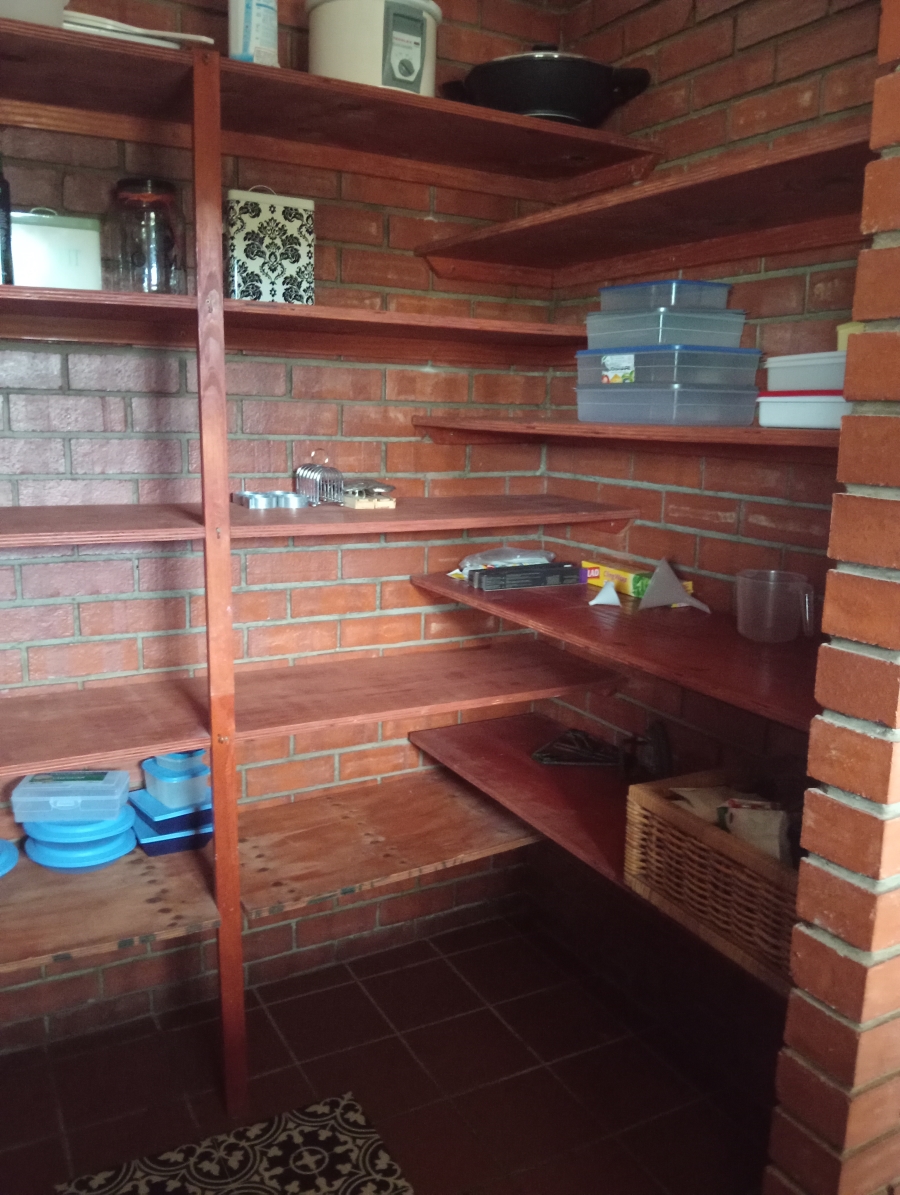 To Let 3 Bedroom Property for Rent in Noorsekloof Eastern Cape